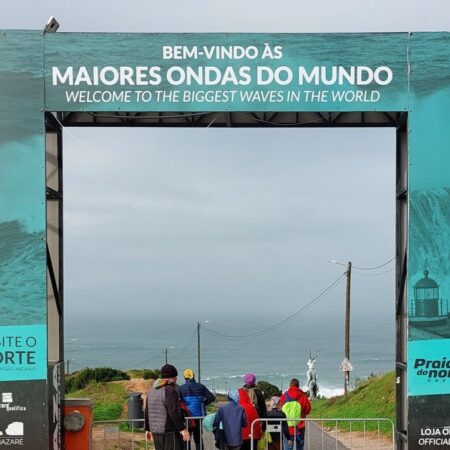 Nazaré Big Waves